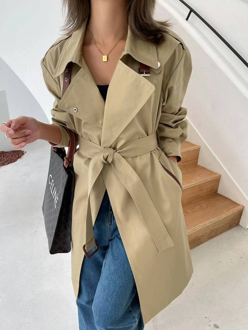 知案风衣西装原创设计师品牌欧美版型直播间女装货源