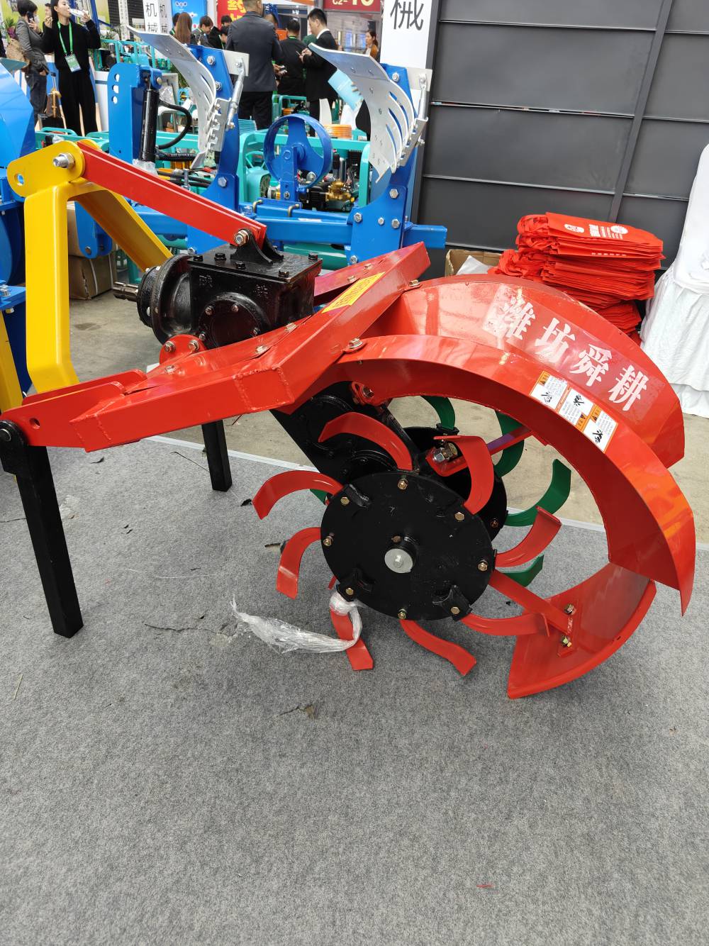 农用开沟机厂家批发 开沟施肥机械 果园开沟机 开沟机大全