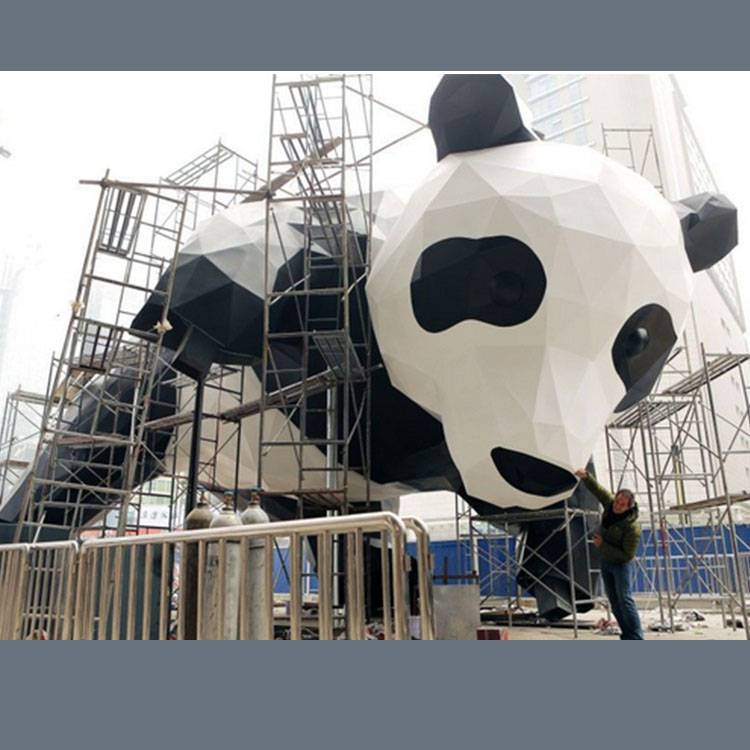 景观雕塑大熊猫