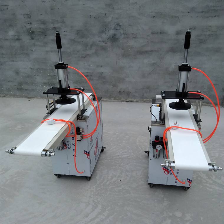 正东酥皮月饼机器苏式月饼机小型打饼机气动月饼成型机