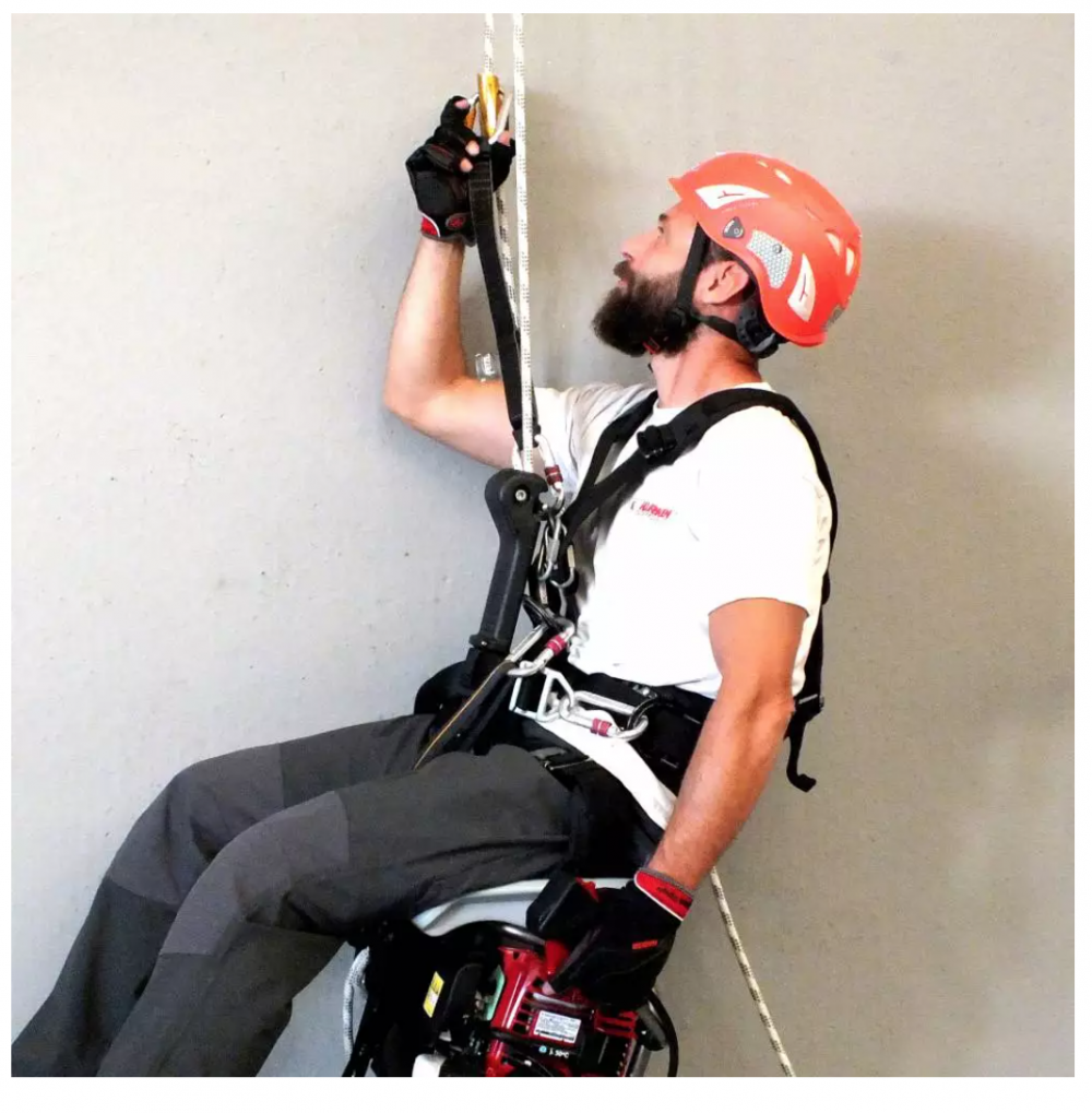 电动上升器攀爬电动升降器自动垂直升降器自动攀爬机器人