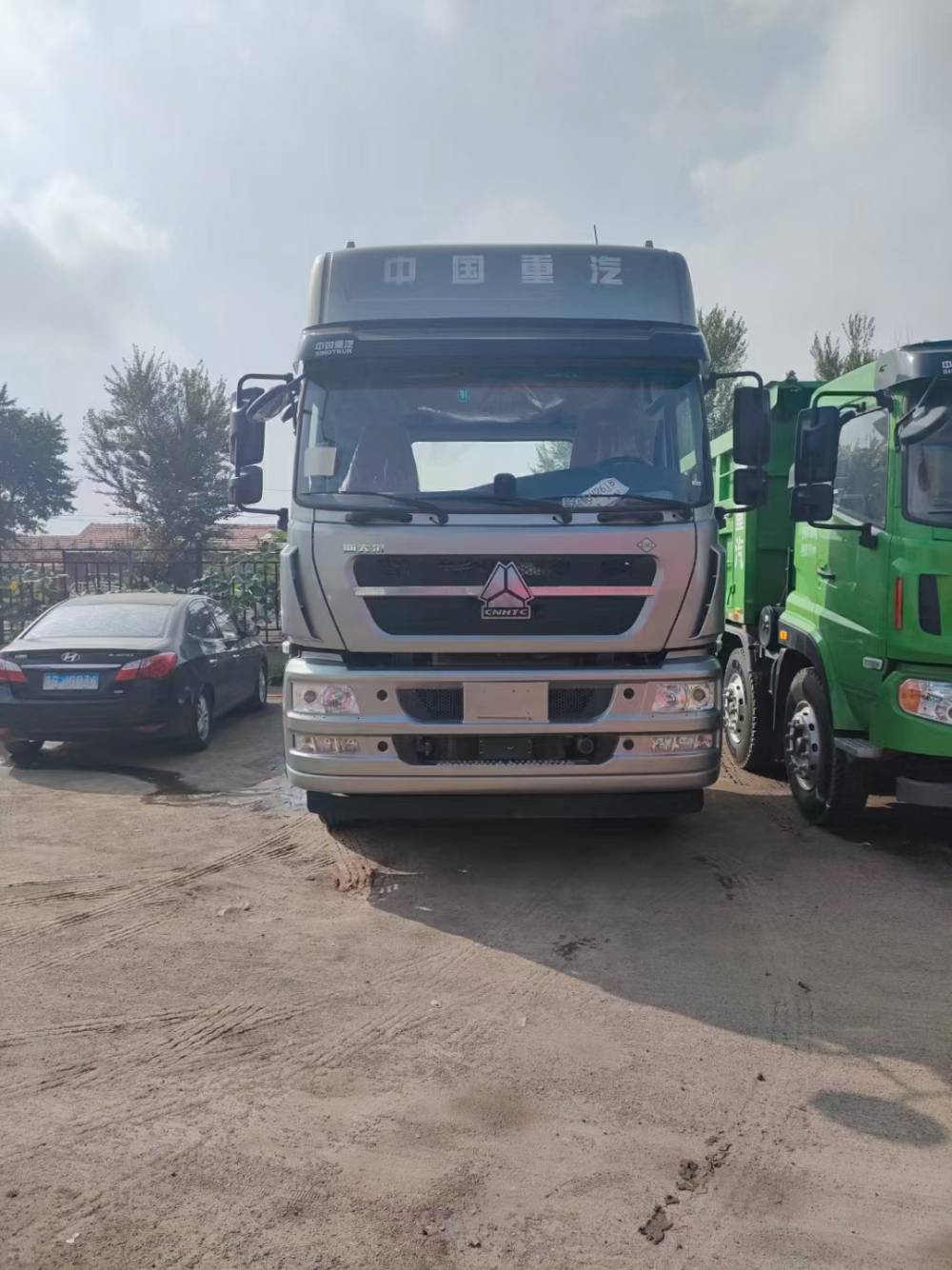 库存lng斯太尔牵引车