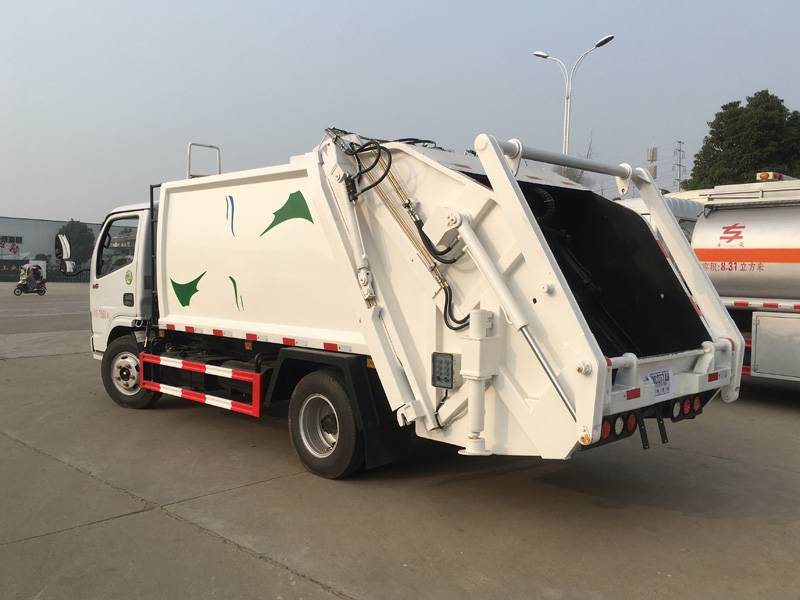 压缩垃圾车