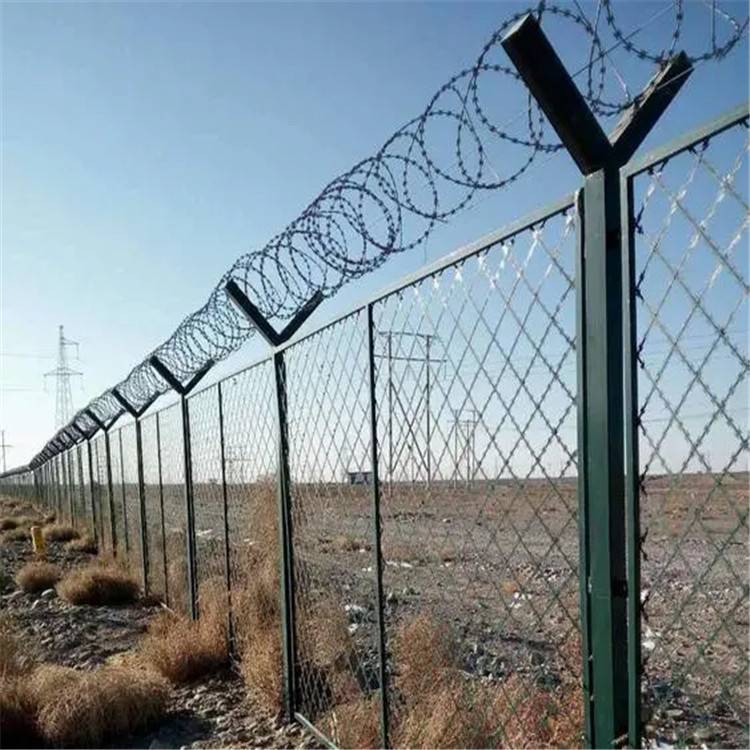 定做菱形焊接刀片刺网刀片钢网墙螺旋式刀片刺隔离网