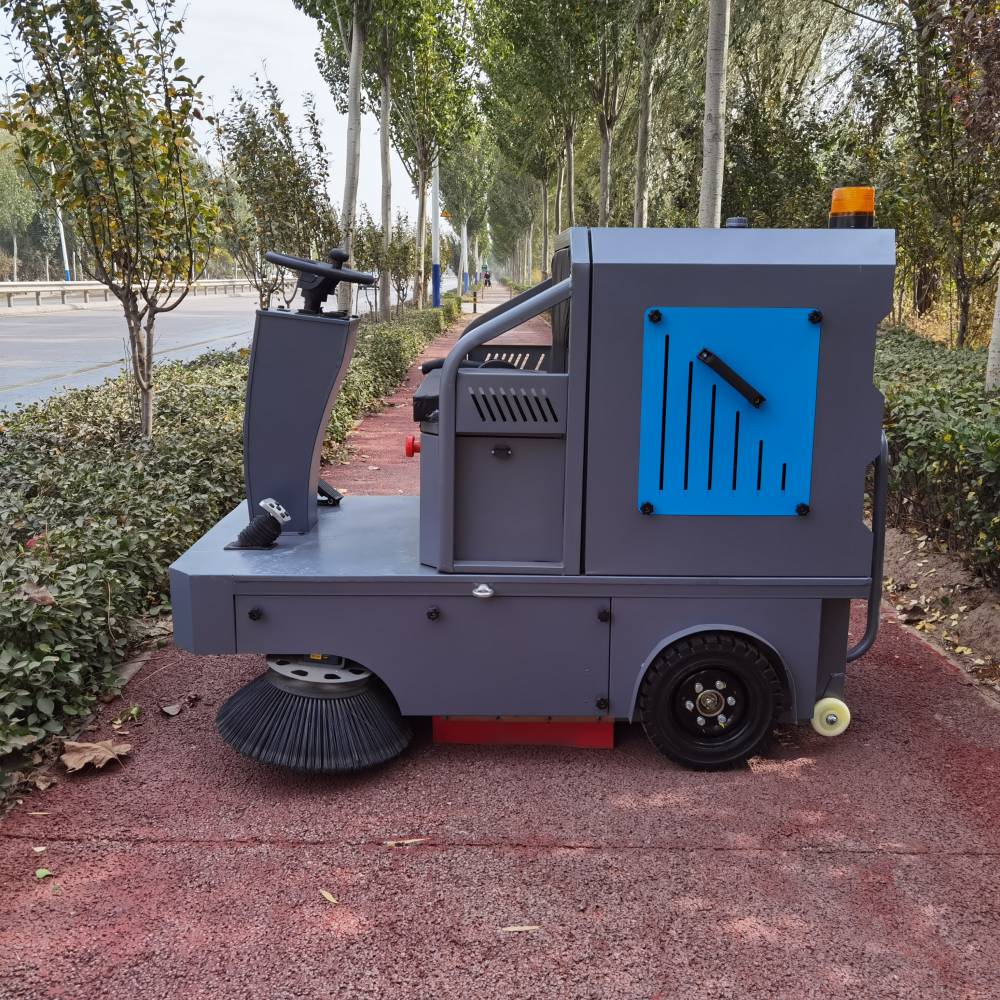 保定望都小区物业广场电动扫地车物业小区落叶清扫车使用方便