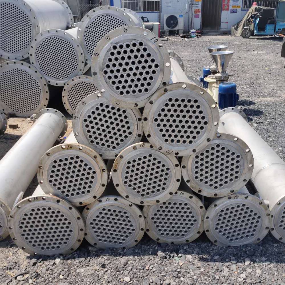 二手不锈钢冷凝器大型冷凝器化工冷凝器常年供应欢迎来电订购图片