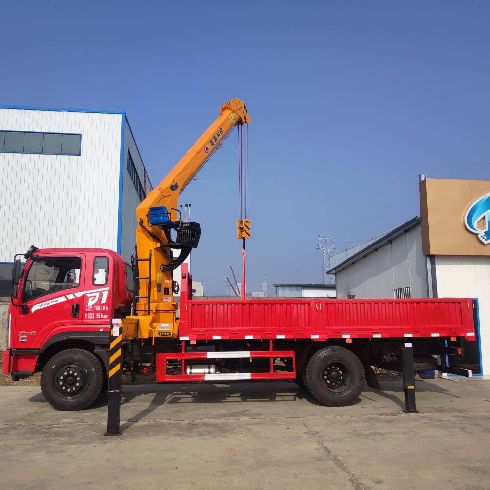东风单桥汽车吊随舜科技8吨吊机5节直臂式随车吊徐工三一