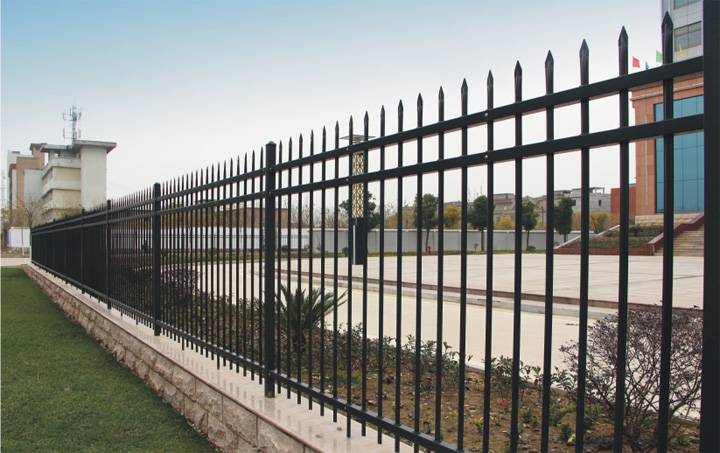 广东清远锌钢车站围栏厂家学校走廊铁栏杆消防站围墙护栏