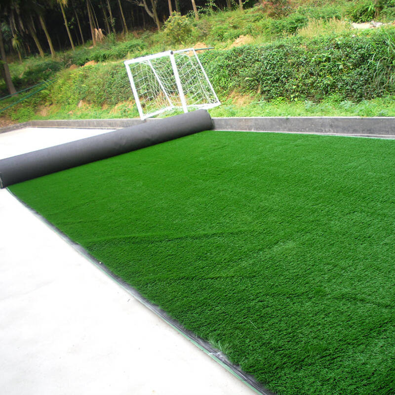 提供庭院小道装饰塑料草运动草坪铺装工程服务