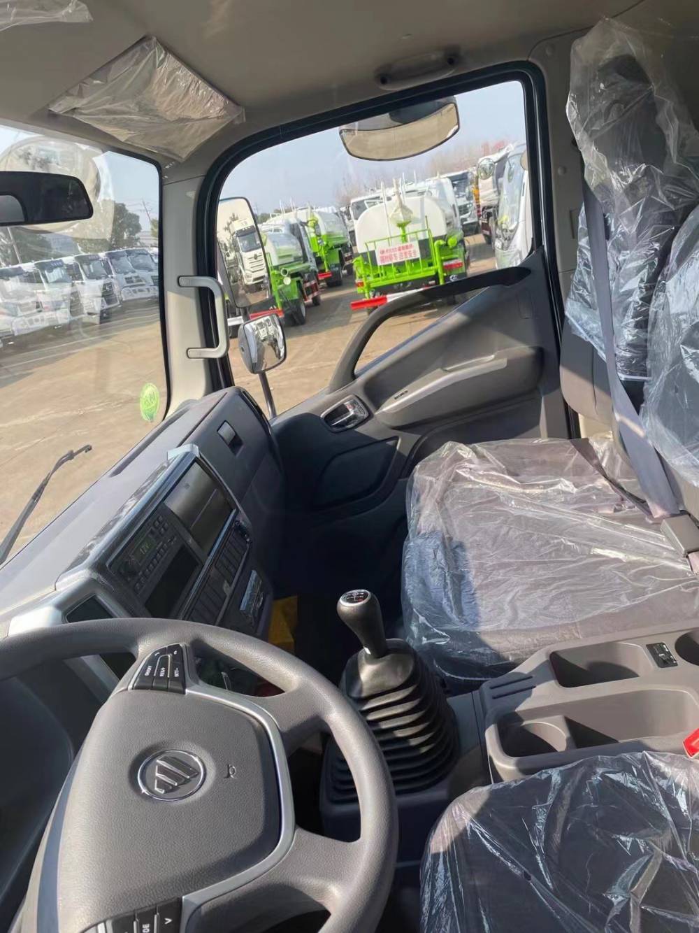 42米福田奥铃速运宽体冷藏车37米猪肉白条冷冻运输车