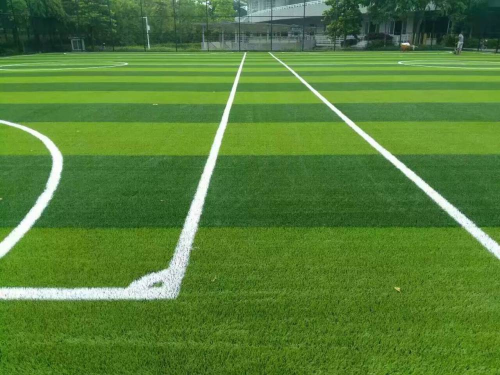 河池罗城人工草坪价格足球场地户外球场运动场防火防燃环保