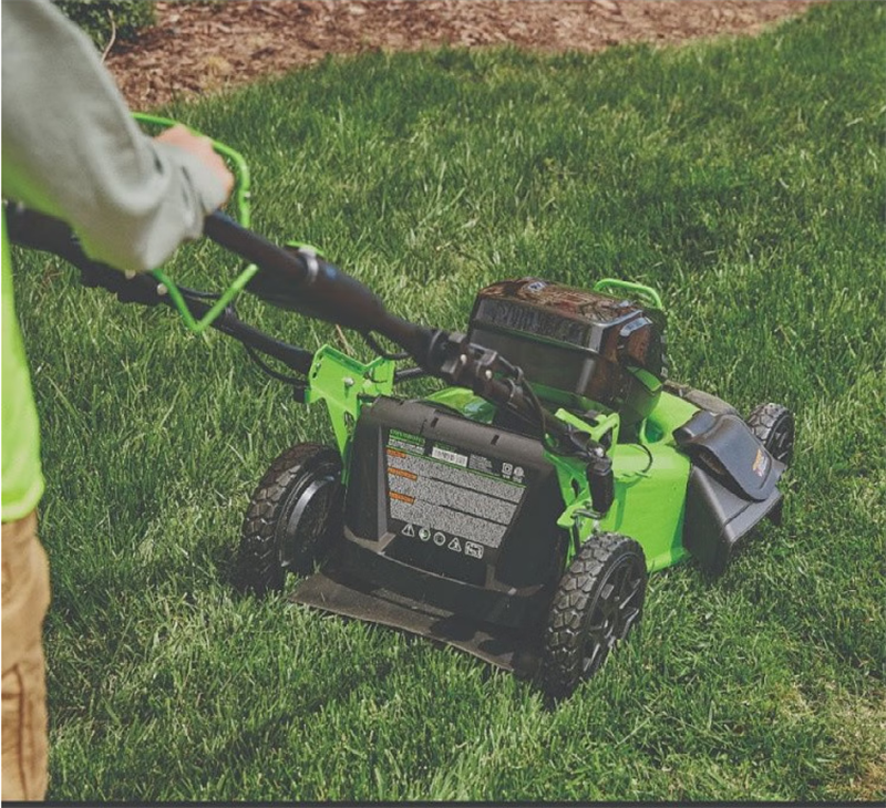 机械>格力博82lm21草坪机82v双锂电池电动割草机自走式21寸草坪修剪机