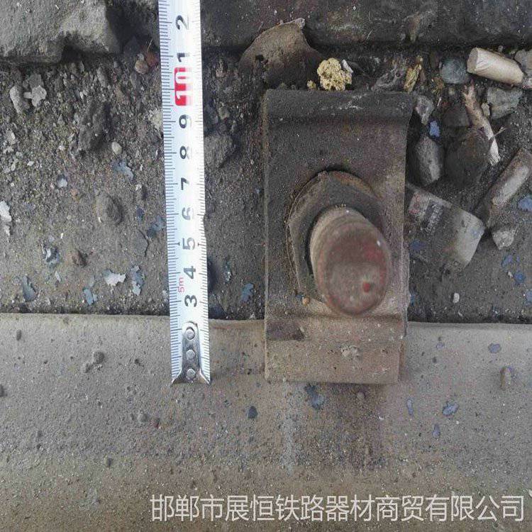 咨询轨道压板 焊接钢轨压板 供应行车轨道压板  展恒压板