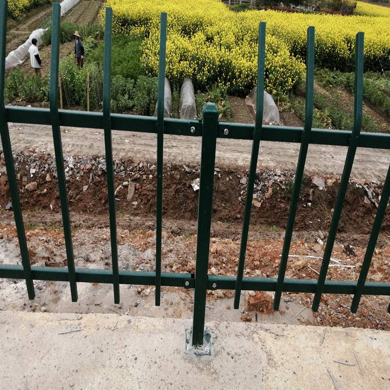 锌钢护栏小区铁艺护栏栅栏厦门海沧公路施工围栏