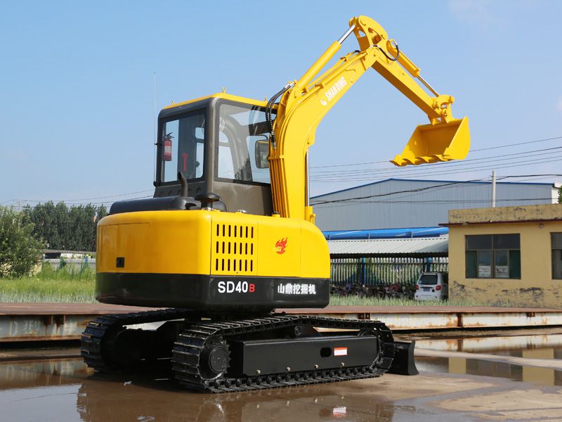山鼎sd40钢履带挖掘机