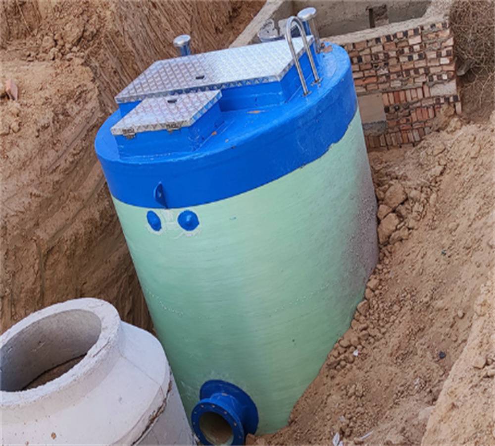 污水截流井一体化智能截污井配置排水闸启闭机图片