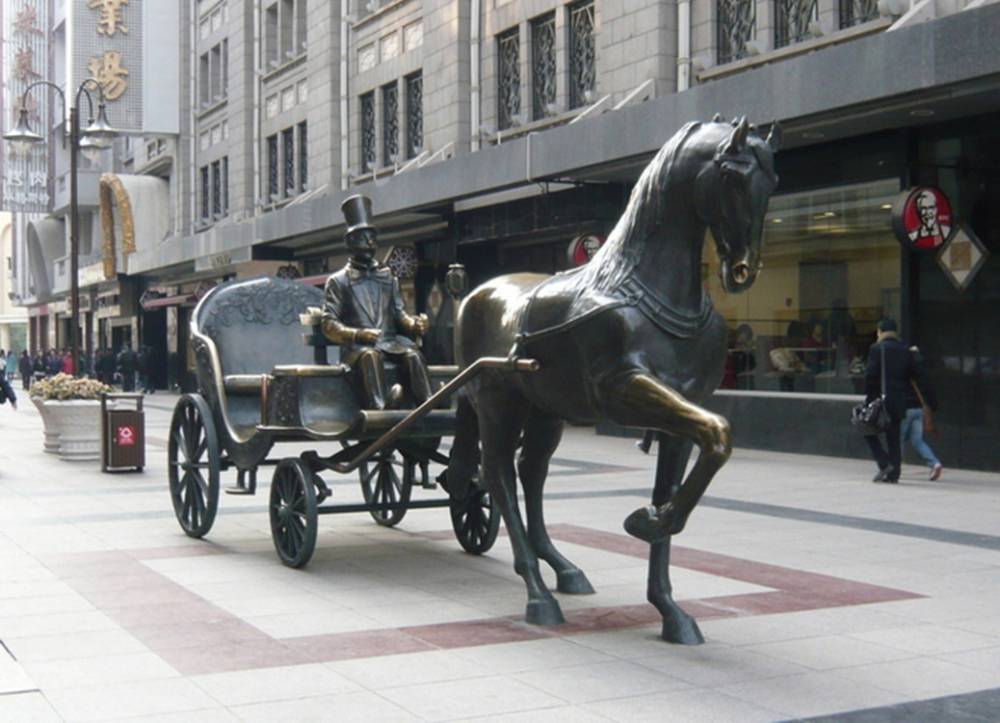 青铜马拉车紫铜马车纯铜车黄铜马仿铜城市景观雕塑锻铜西方人物雕像