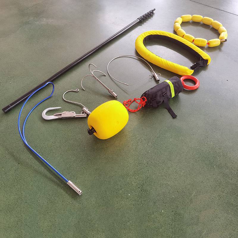 水上碳纤维多功能救援杆消防防汛救生伸缩杆组合式多功能救援杆