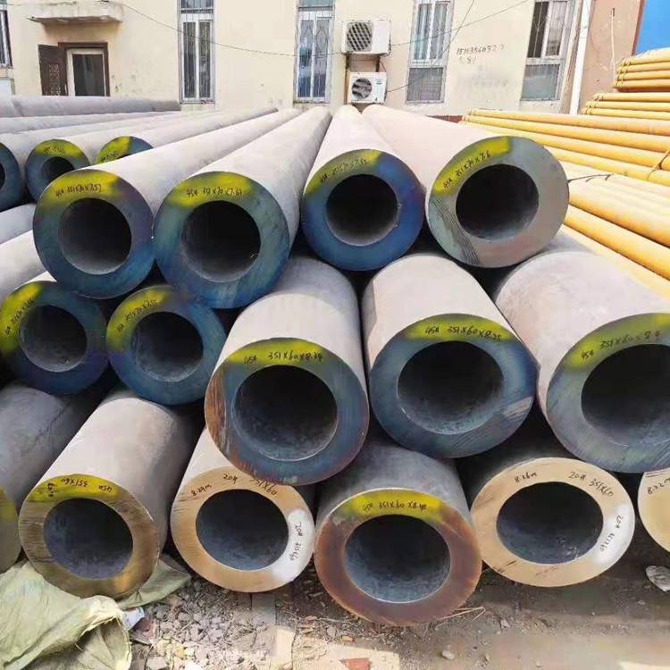 隧道工程用大口径扩管42611特殊厚钢管图片