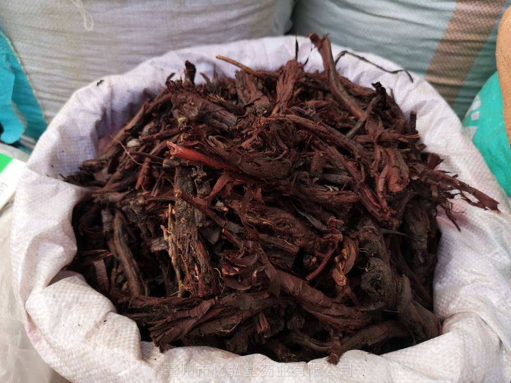 略呈圆锥形,根部常与数个侧根扭卷在一起,外皮暗红紫色.