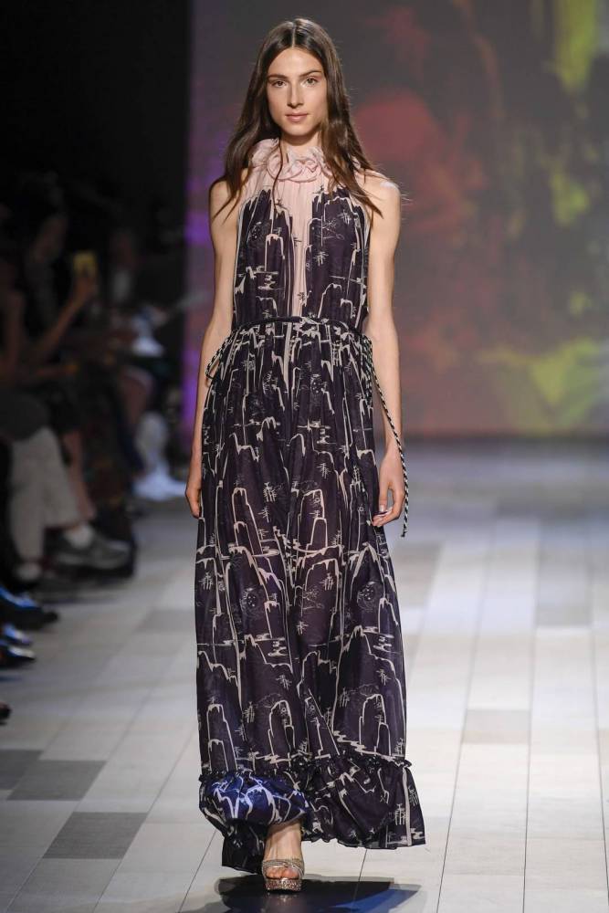 谭燕玉viviennetam女装歌力思恩裳菲诺格诺专柜品牌女装批发