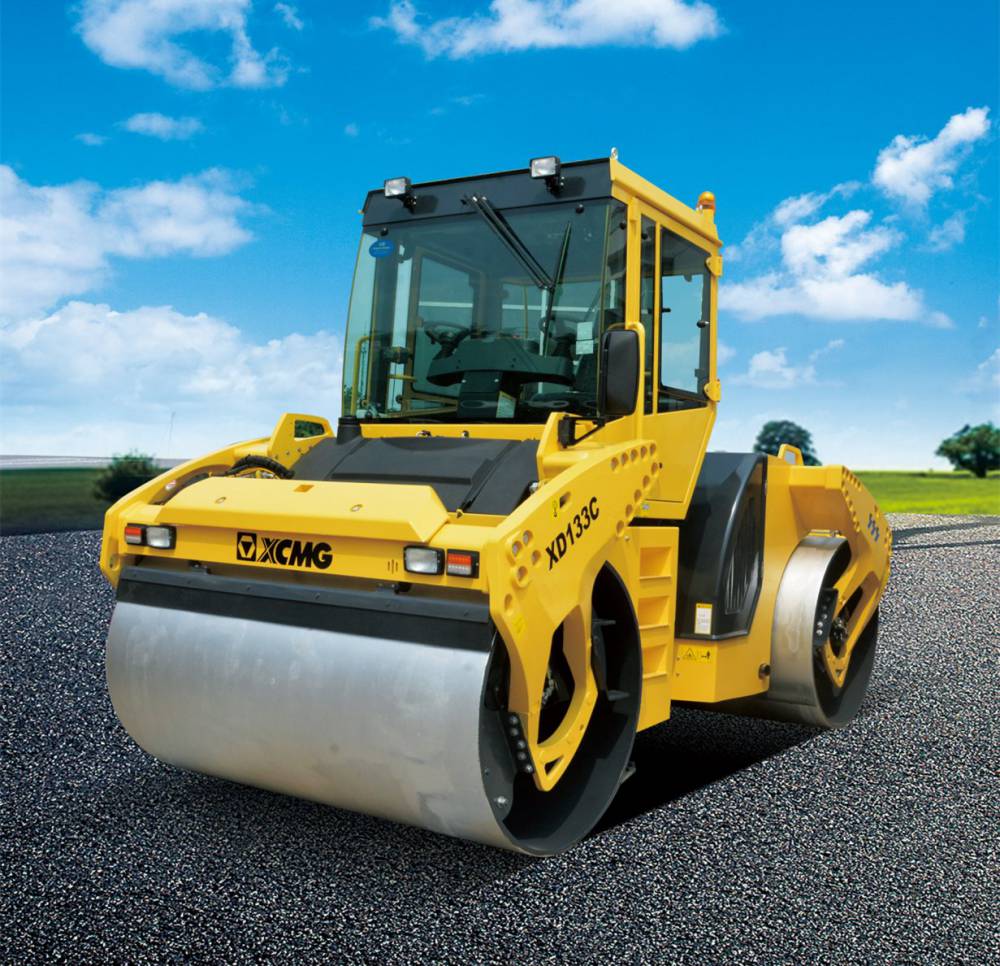供应徐工xd133c双钢轮压路机图片