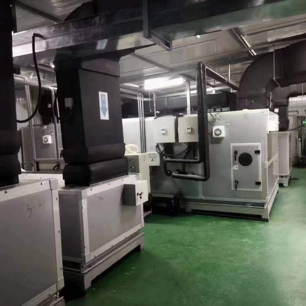 体育中心700㎡中央空调安装