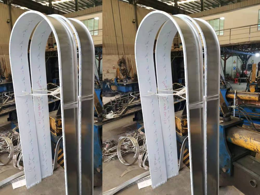 金色不锈钢弧形包边304吊顶弯圆弧加工收边拱形黑色拉丝门套