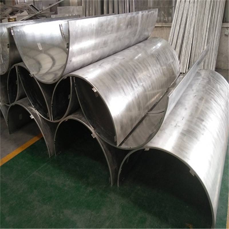 大厦中庭天井支撑柱立柱25mm铝单板幕墙定制