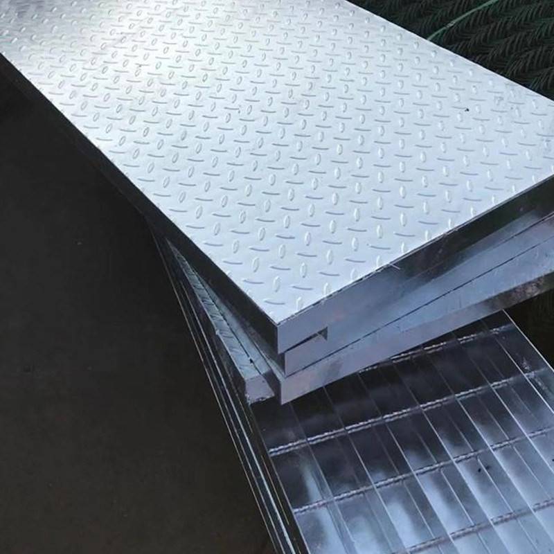 热浸锌花纹钢盖板镀锌喷漆复合板镀锌钢格板定制泰江