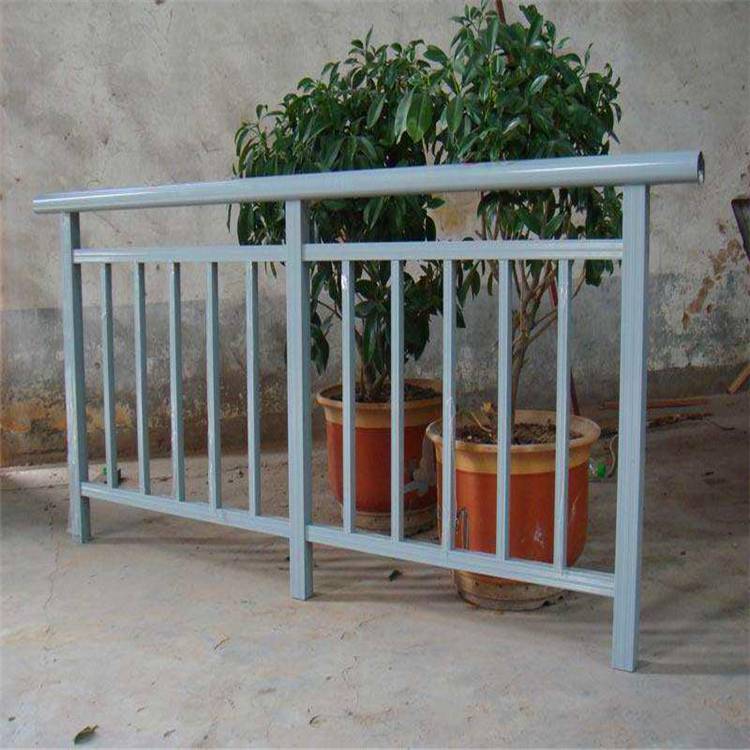 磨砂纹阳台护栏阳台护栏批发厂阳台护栏钢管规格