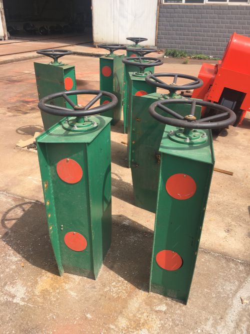 螺杆式手动夹轨器桥式起重机夹轨器船舶码头用