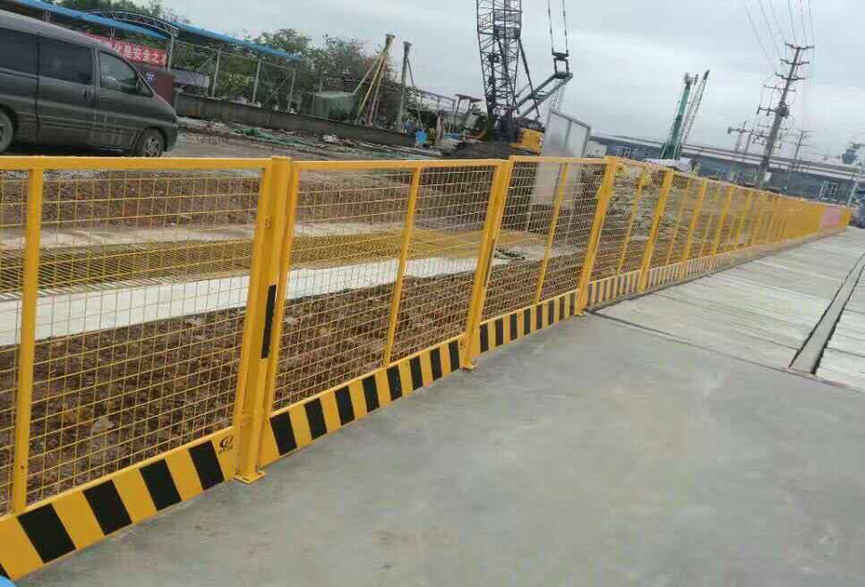 佛山市工地施工围蔽护栏基坑护栏厂家市政护栏价格