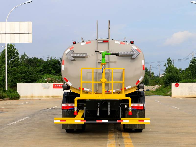 東風d9多利卡12噸13噸15噸灑水車綠化帶澆灌車