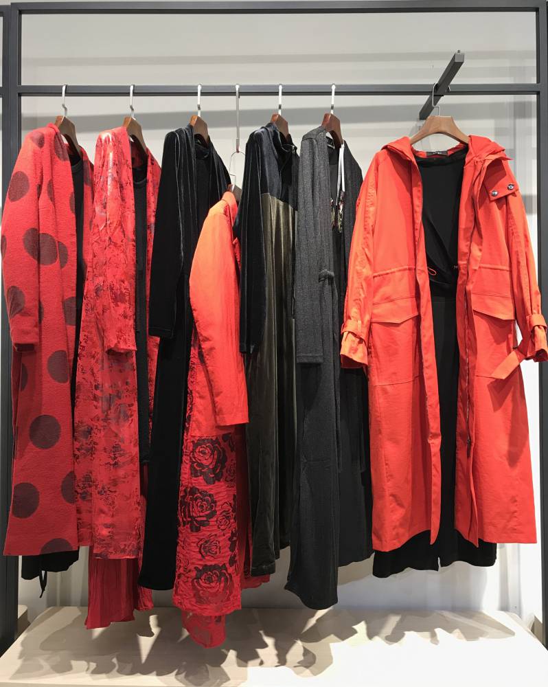 香港折扣女装幽篁品牌库存女装女装尾货批发走份