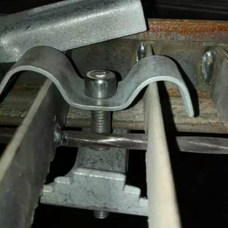 安装夹玻璃钢格栅安装卡子a型b型c型不锈钢卡扣热镀锌钢格板夹子固定