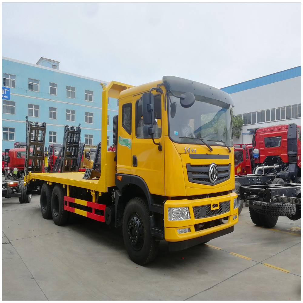 2,大运风景后八轮平板拖车,采用玉柴240马力国五6缸发动机,法士特8档