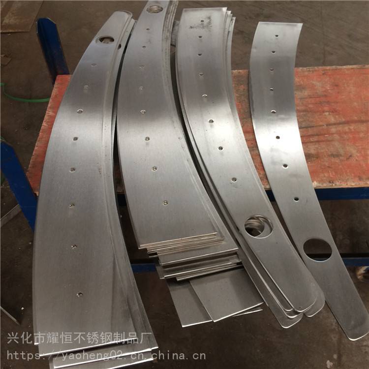 马路隔离防护 不锈钢玻璃立柱 316不锈钢栏杆 精品抛光