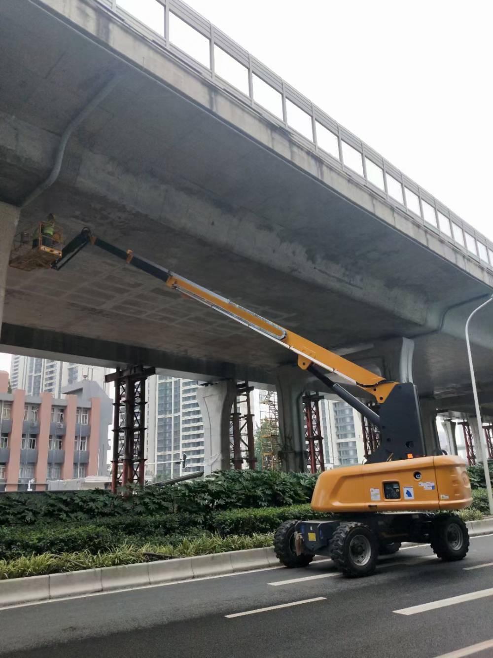 上海市川沙鎮28米自曲臂車長租價格