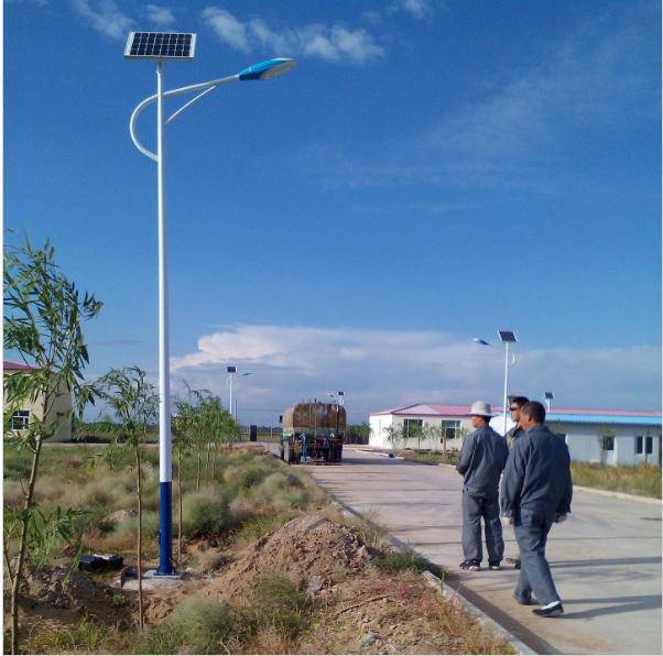 6米太阳能路灯 智能光控来图定制