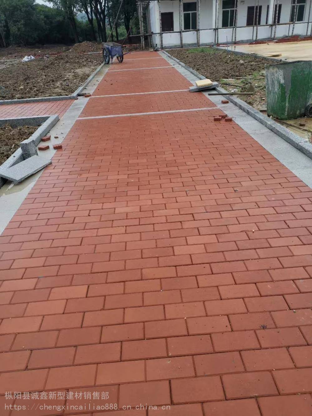 公园陶土烧结砖马鞍山防水人行道板砖不变色陶土烧结砖价格