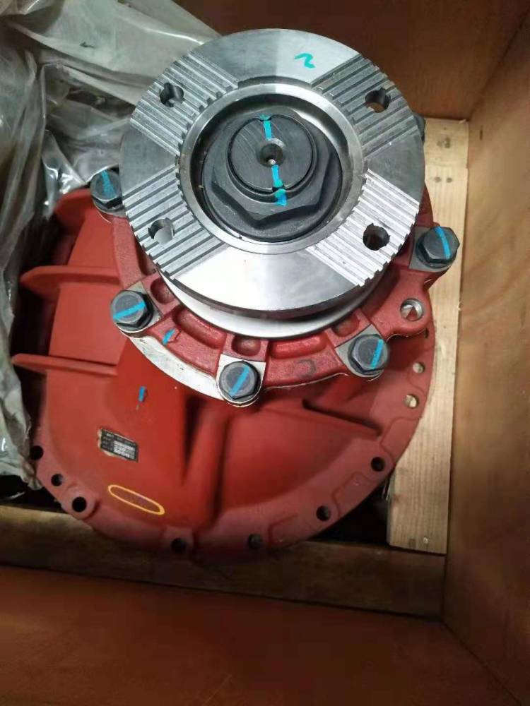 新能源客车配件东风德纳主减总成