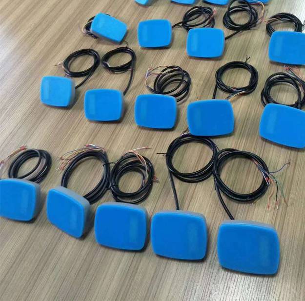 免布线毫米微波检测器车辆检测器防砸车系统雷达