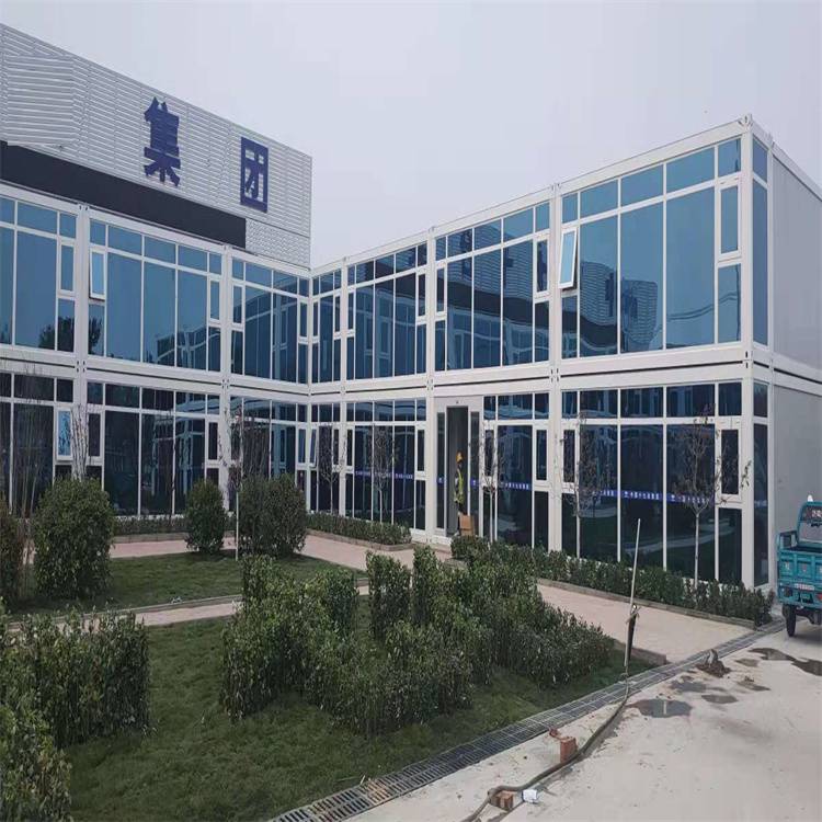 【双层玻璃幕墙打包箱 工地幕墙活动板房建设中】视频介绍 - 中国供应