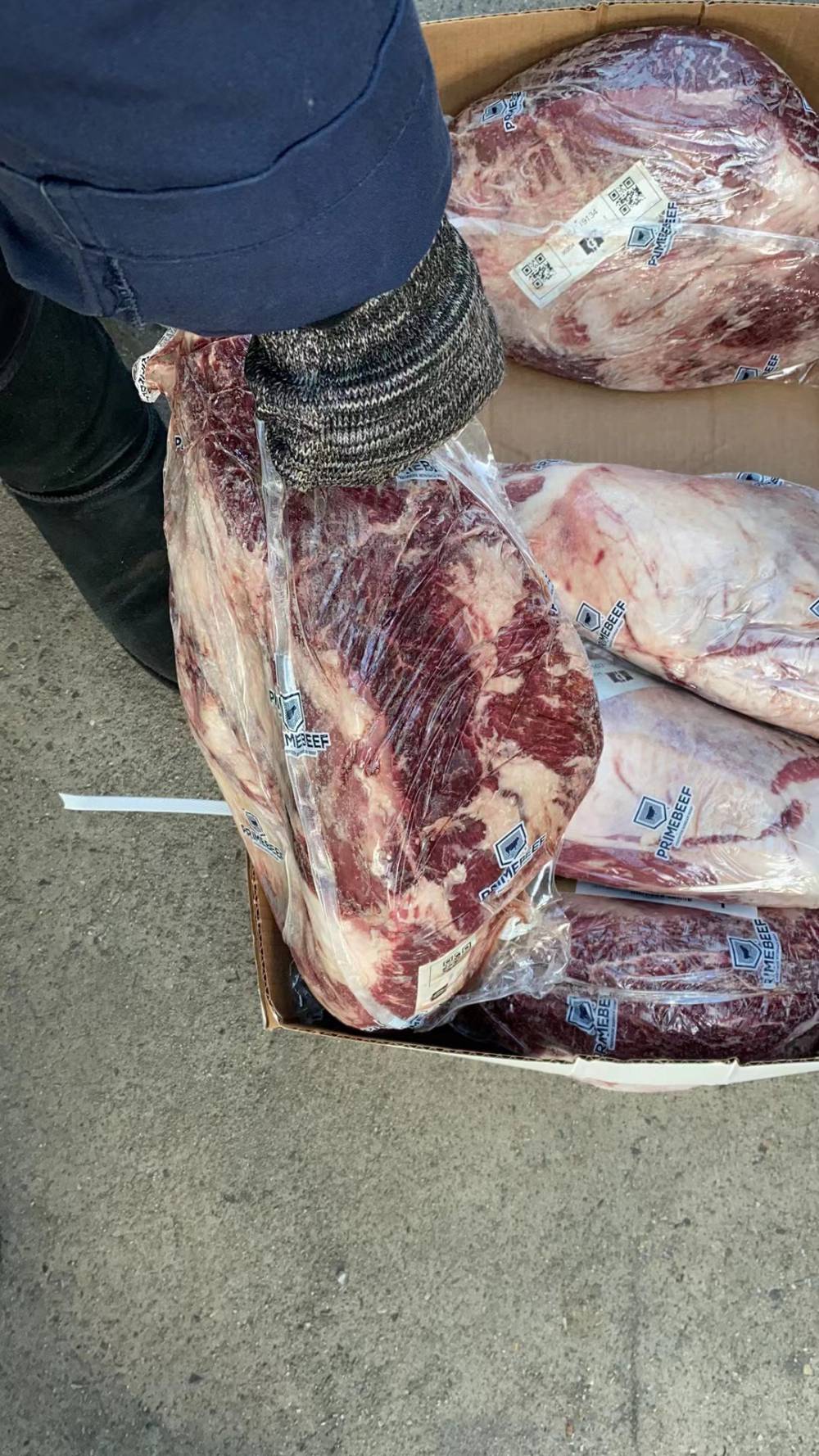 谷饲250天黑安格斯牛肉去骨牛保乐肩