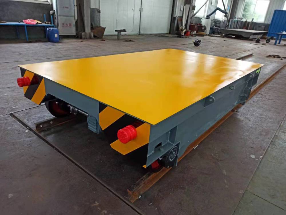 钢构转运运输10t蓄电池轨道电动平车厂区平板有轨电动搬运车地