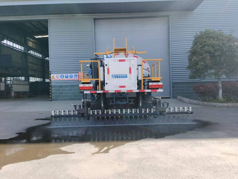 7噸智能瀝青灑布車橡膠瀝青瀝青灑布車型號