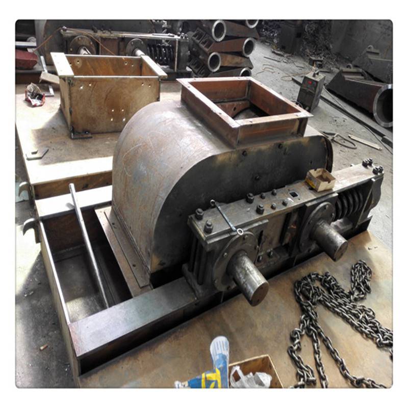 对辊制砂机对辊式破碎机型号对辊破碎机生产线移动式破碎机河卵石制砂