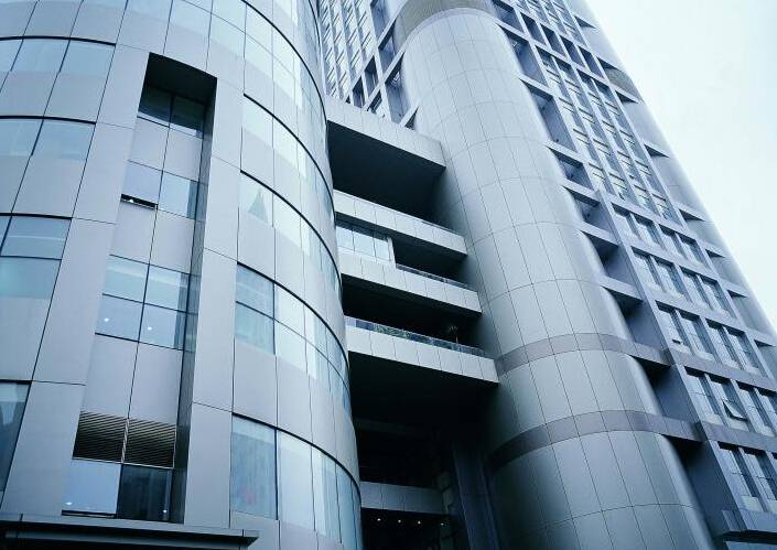 市乐高建材有限公司是集生产,销售于一体的金属建材装饰行业的***公司