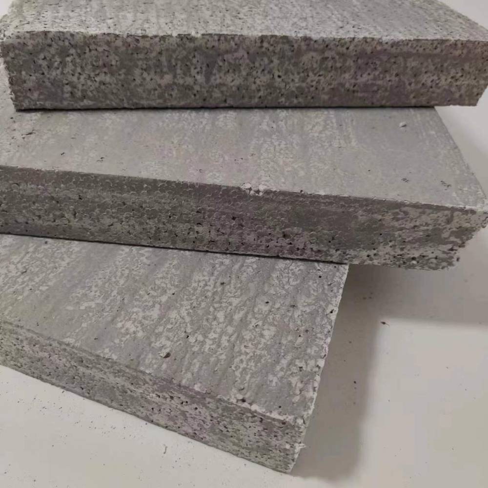 质板详细介绍形状:长方形规格:1200抗压强度:强使用温度:500芯材:聚合